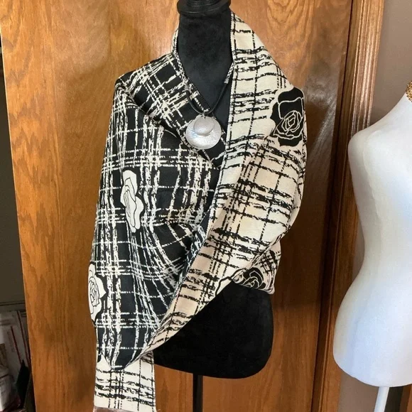 Black and Cream Plaid Shawl with Camelia floral Design - Picture 11 of 11